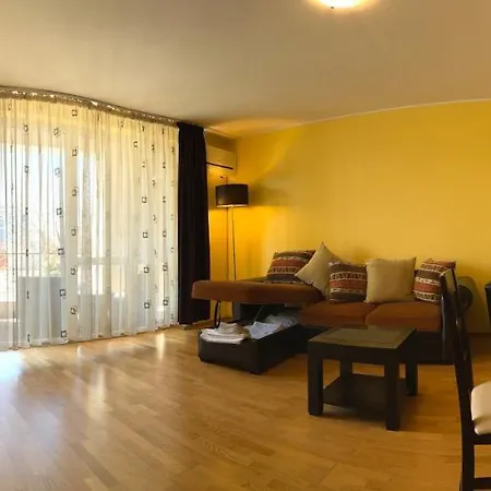 Coralia Apartment Mamaia